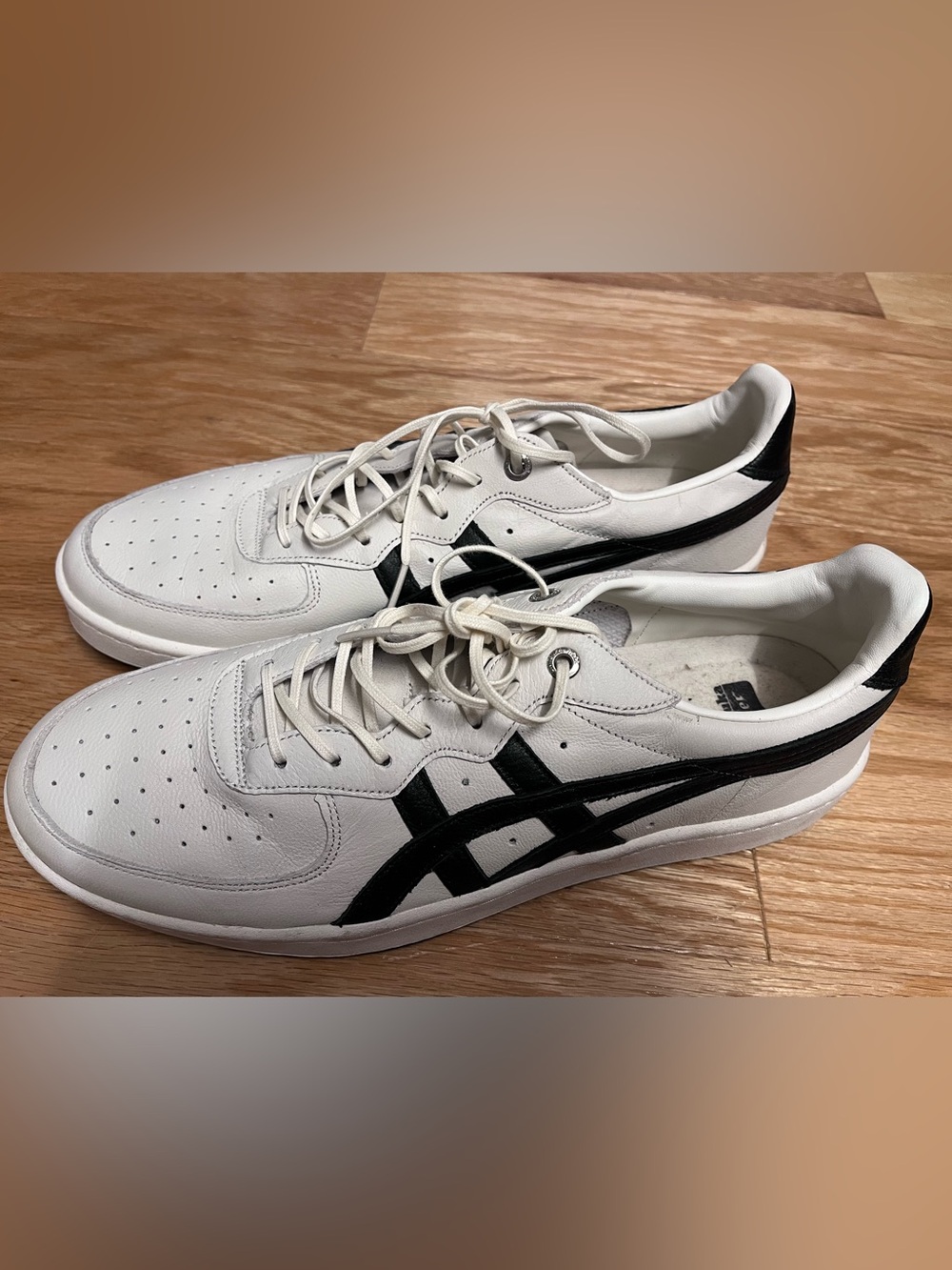 Onitsuka Tiger by Asics White Sneakers with Black Stripes 1183A803